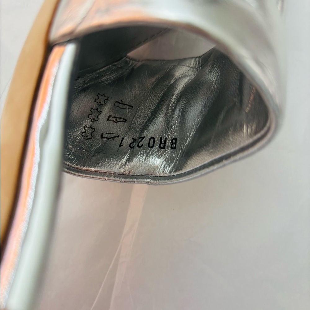 Louis Vuitton Silver Monogram Mule Sandals Size 37 Heels EU 37 US 6.5 - Picture 5 of 10